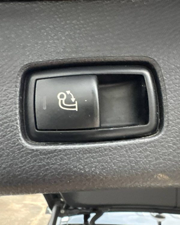 Mercedes-Benz GLE W166 - Image 15