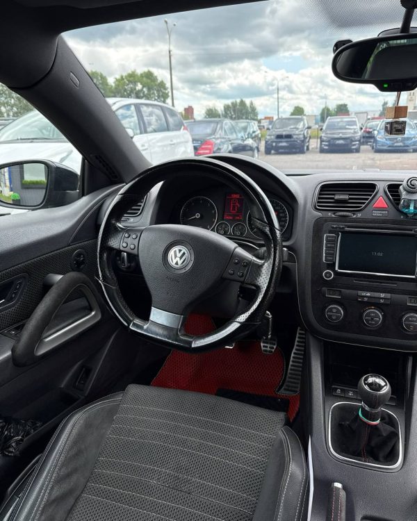 Volkswagen Scirocco III - Image 15