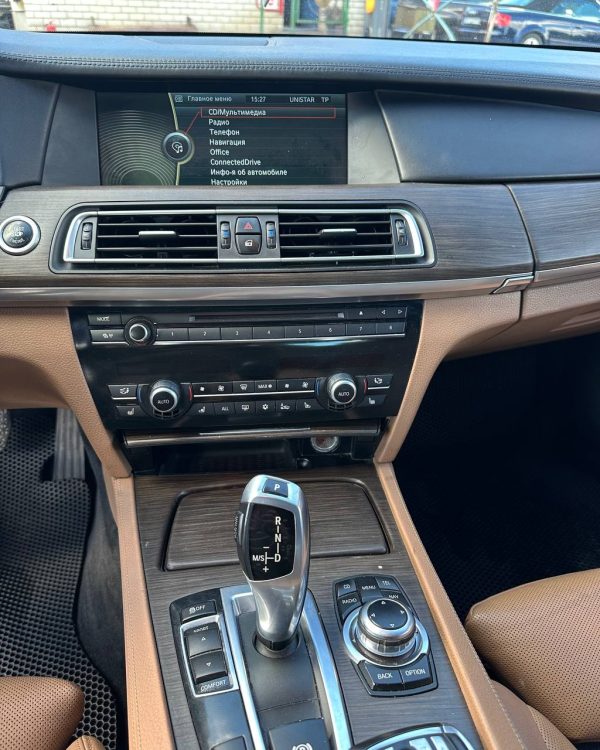 BMW 7 серия F02 (Long) - Image 14