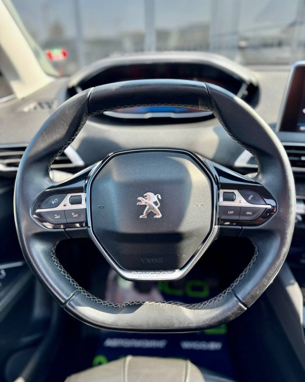 Peugeot 5008 II - Image 16