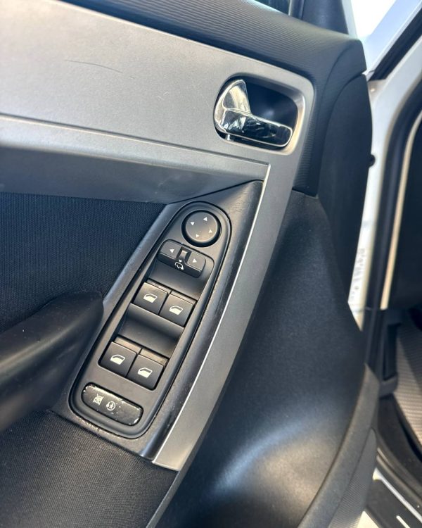 Citroen C4 Picasso I - Image 9