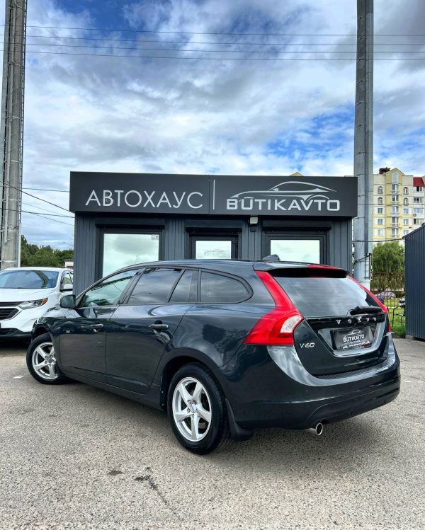 Volvo V60 I · Рестайлинг - Image 4
