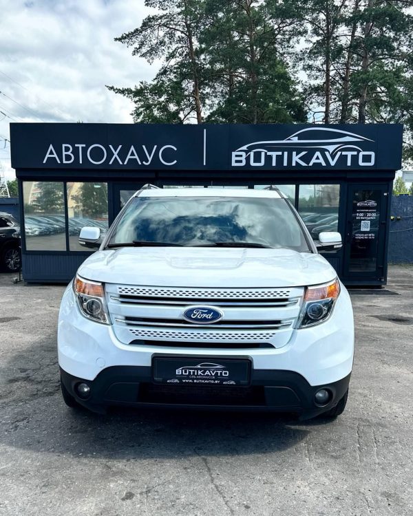 Ford Explorer V - Image 2