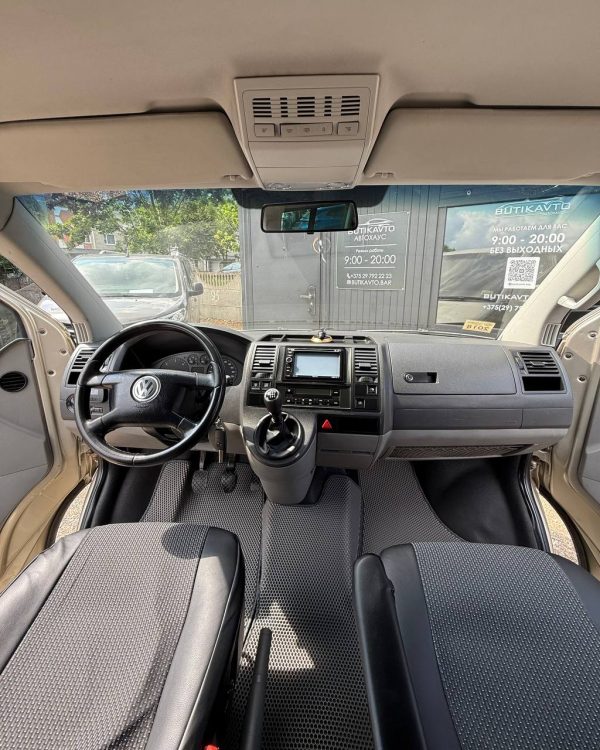 Volkswagen Caravelle T5 - Image 9