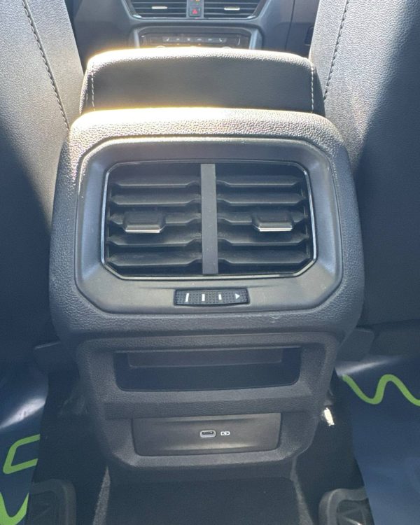 Volkswagen Taos  I - Image 19