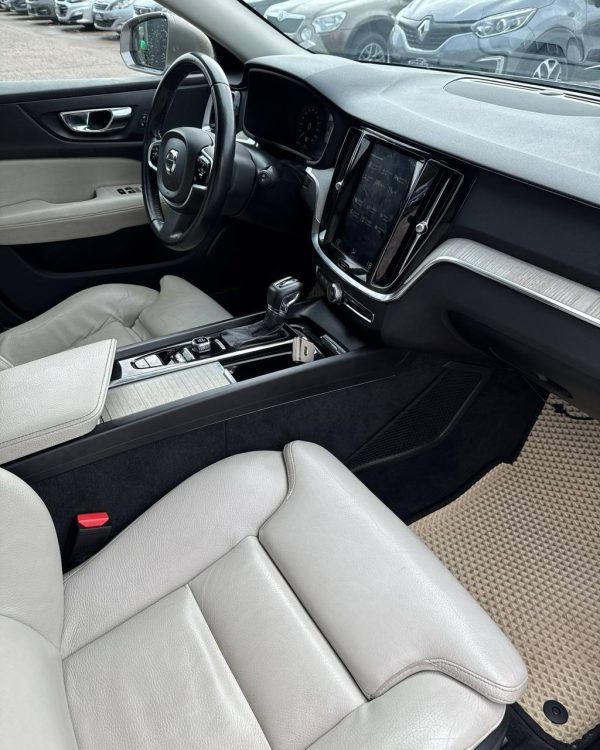 Volvo V60 II - Image 13