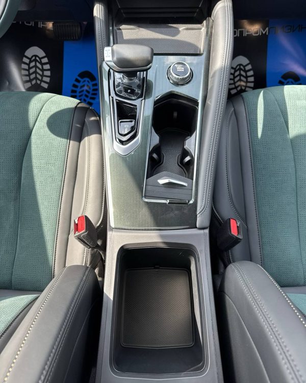 Geely Monjaro I - Image 22