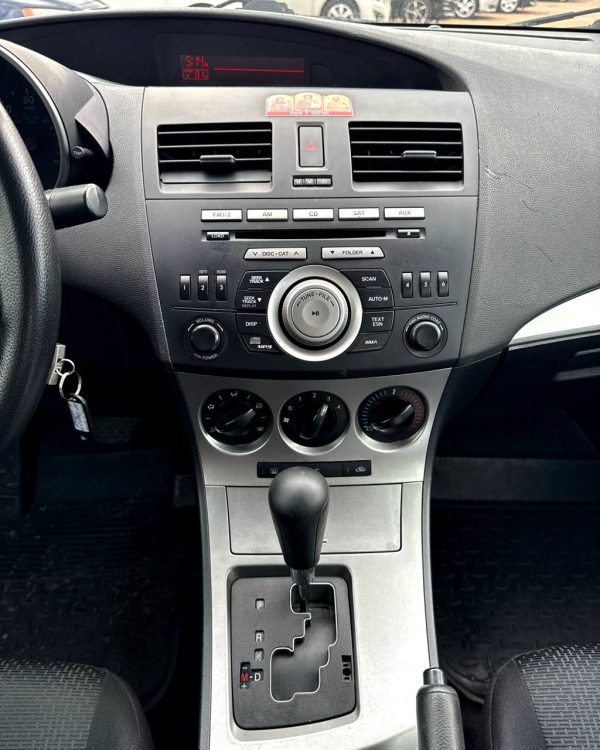 Mazda 3 BL - Image 13