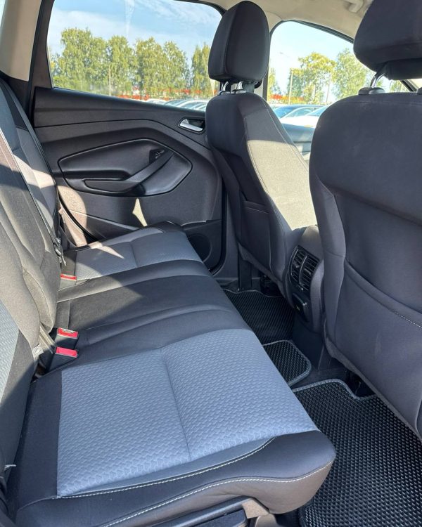 Ford Escape III · Рестайлинг - Image 13