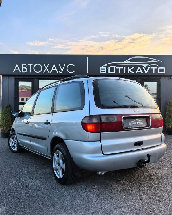 Ford Galaxy I - Image 4