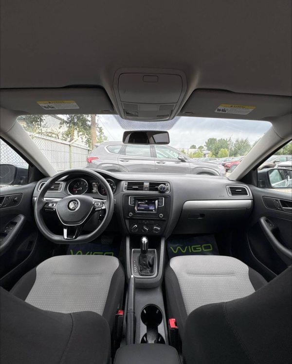 Volkswagen Jetta VI · Рестайлинг - Image 7