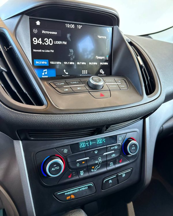Ford Escape III · Рестайлинг - Image 13