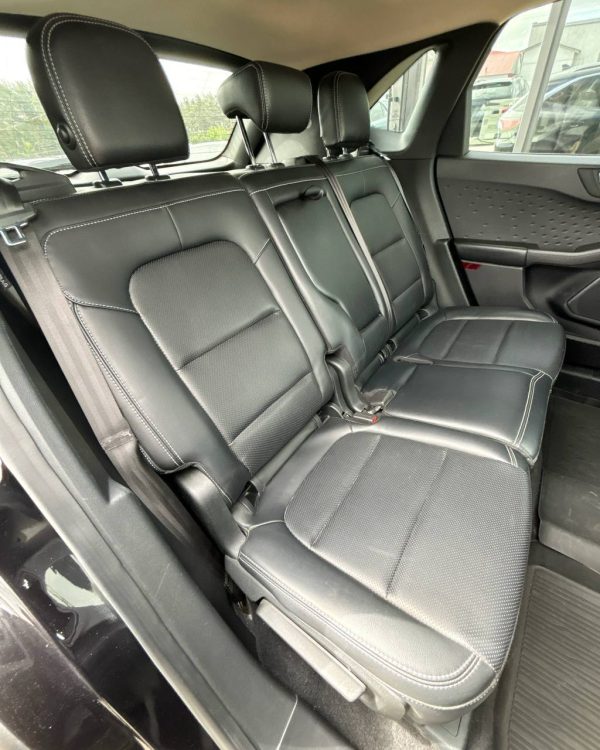 FORD ESCAPE - Image 12