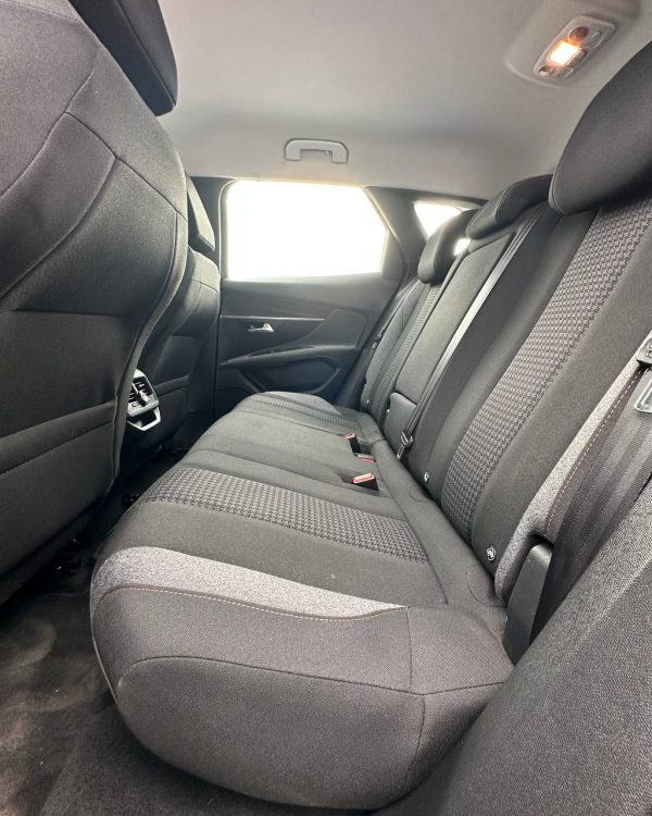Peugeot 3008 - Image 8