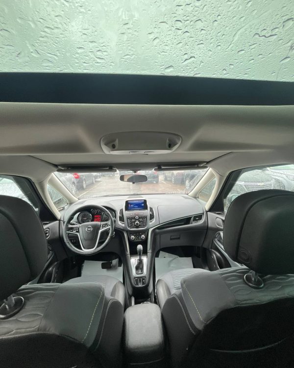 Opel Zafira C - Image 9