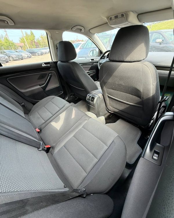 Volkswagen Golf VI - Image 13