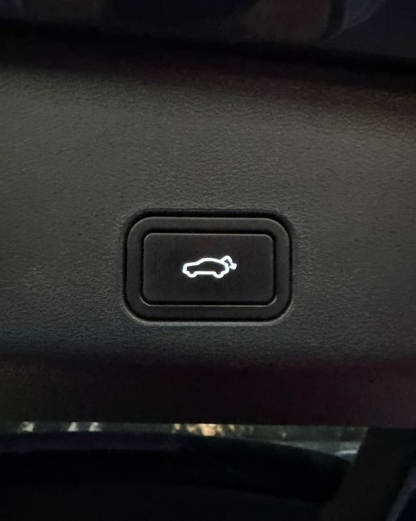 Geely Monjaro I - Image 17