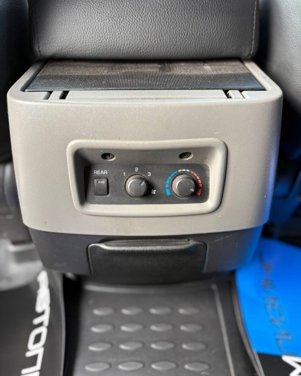 Mitsubishi Pajero III - Image 18
