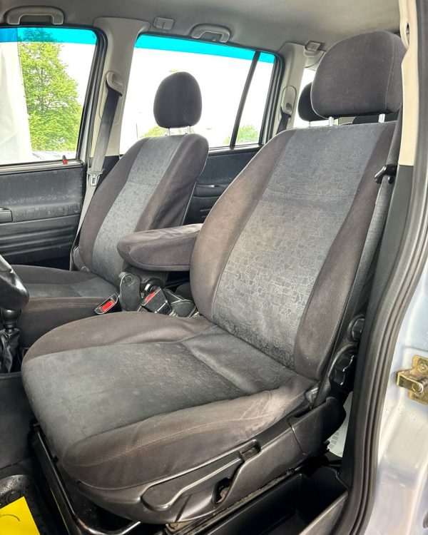 Opel Zafira A - Image 10