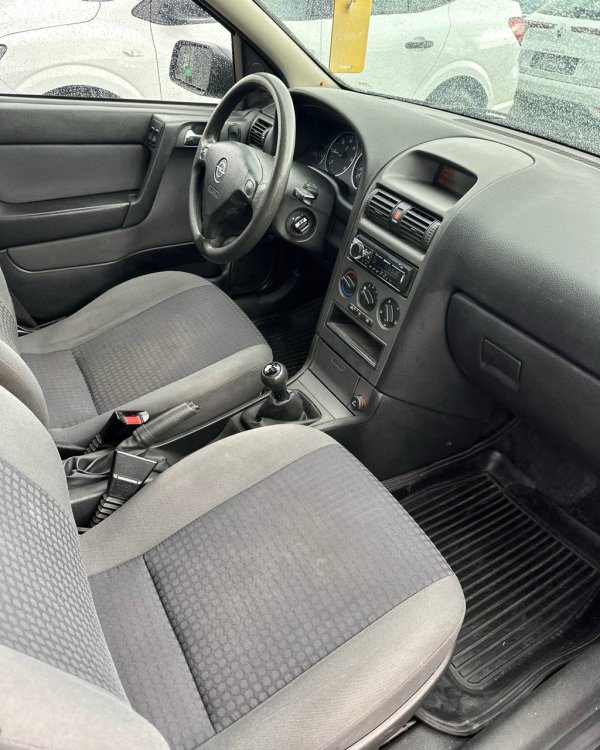 Opel Astra G - Image 13