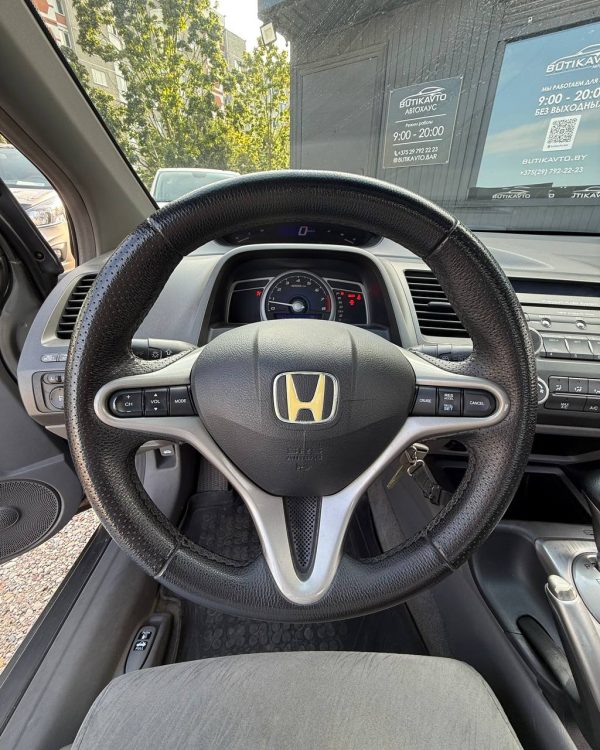 Honda Civic VII · Рестайлинг - Image 10
