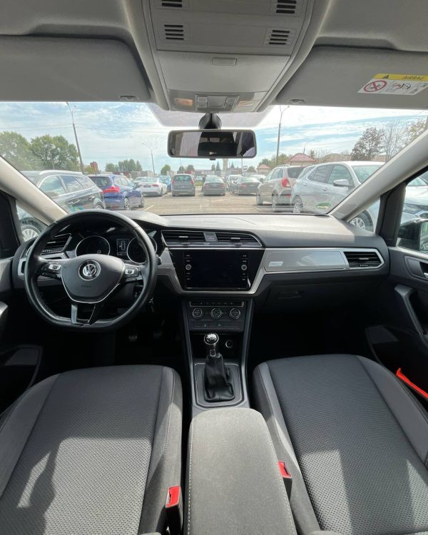 Volkswagen Touran II - Image 9