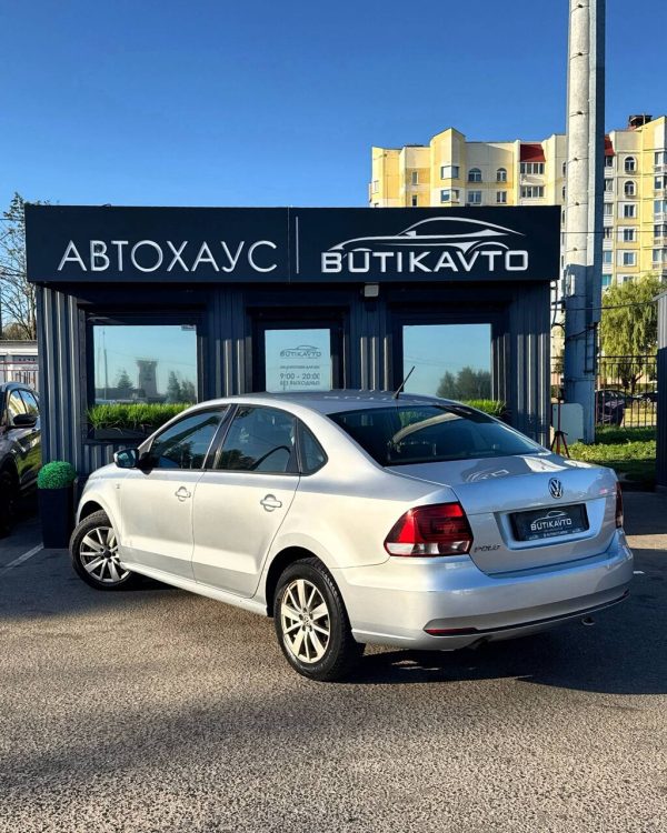 Volkswagen Polo Sedan I · Рестайлинг - Image 4
