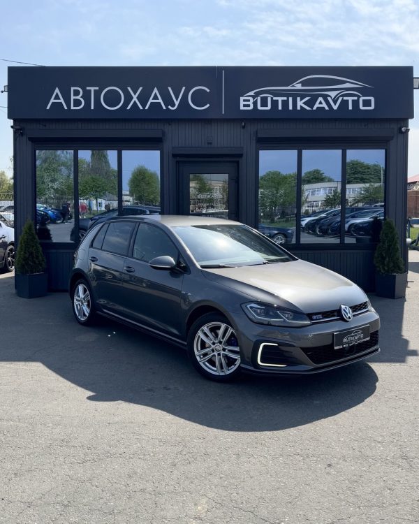 VOLKSWAGEN GOLF GTE
