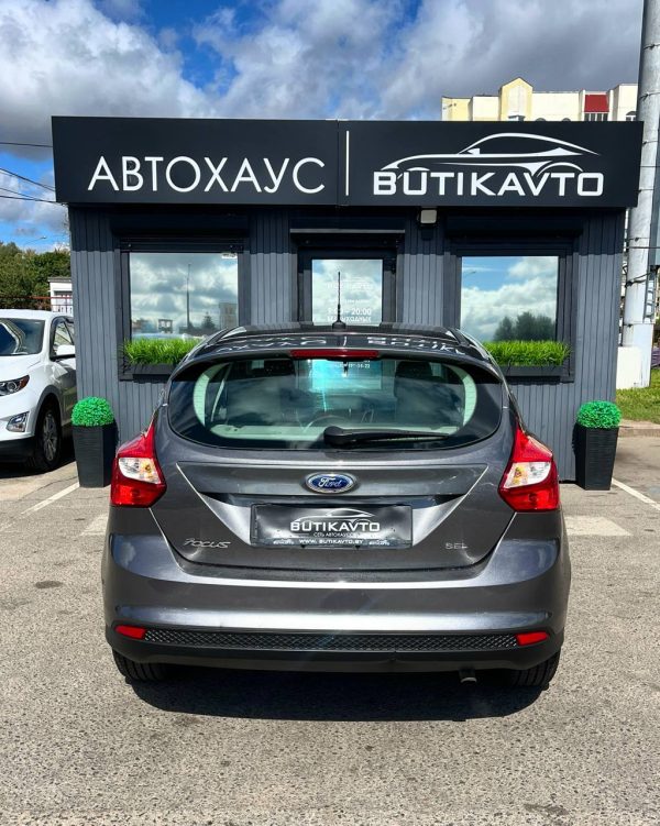 Ford Focus III - Image 5