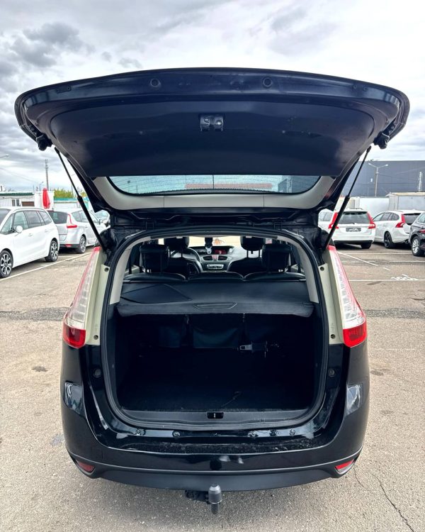 Renault Grand Scenic III - Image 14