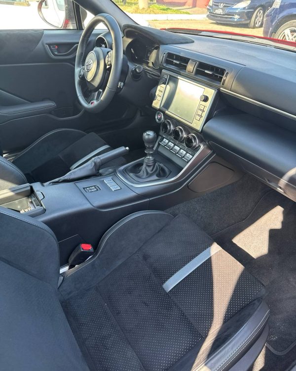 Toyota GR86 I - Image 12