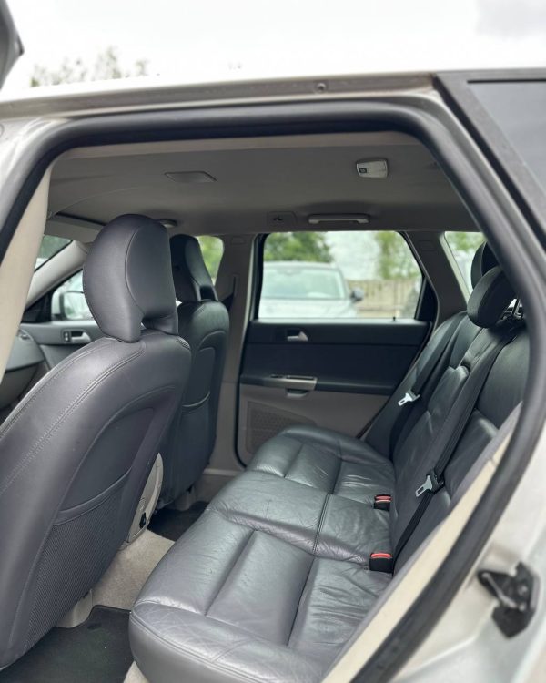 Volvo V50 I · Рестайлинг - Image 9