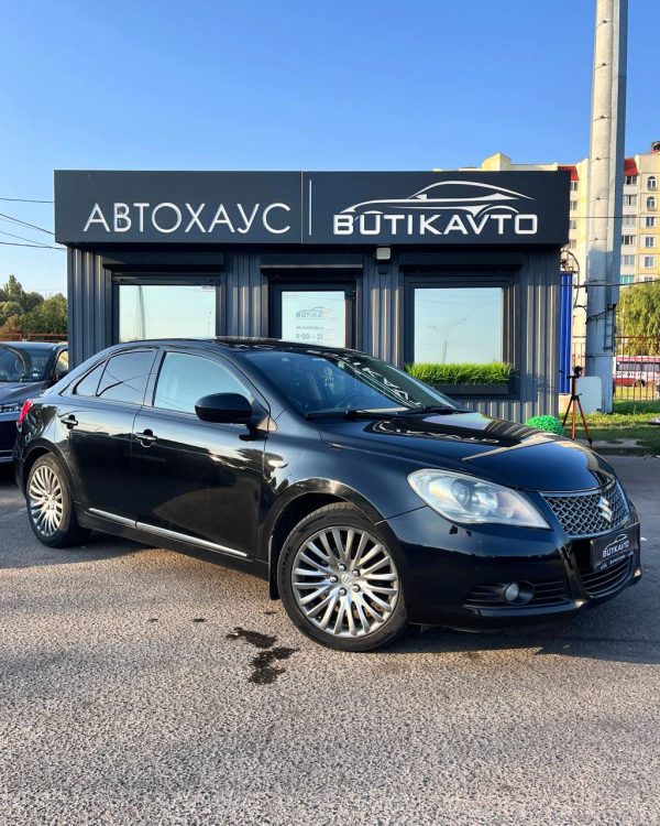Suzuki Kizashi I