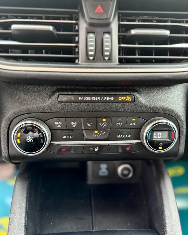 Ford Escape IV - Image 17