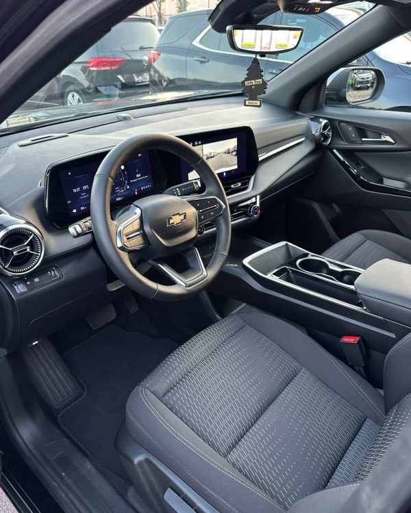 Chevrolet Equinox IV - Image 10