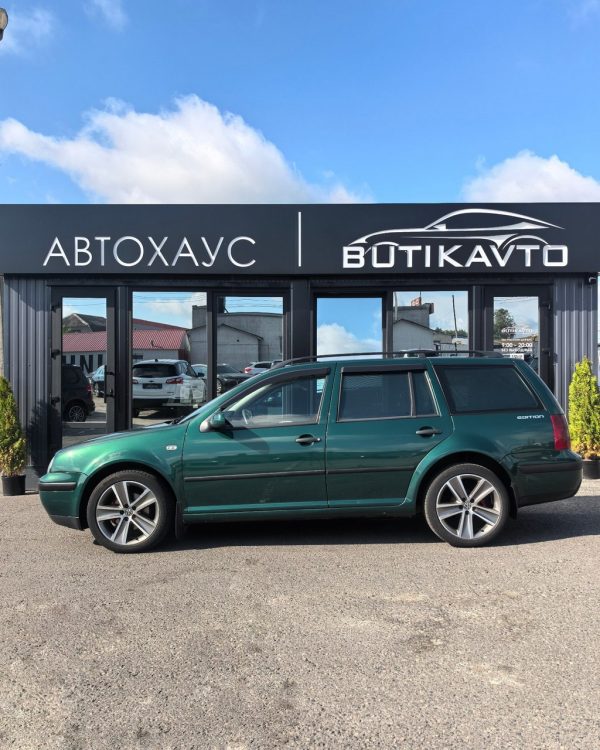Volkswagen Golf IV - Image 8