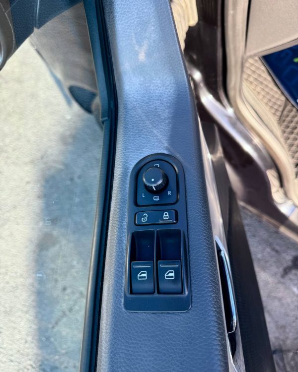 Volkswagen Multivan T5 · Рестайлинг - Image 15