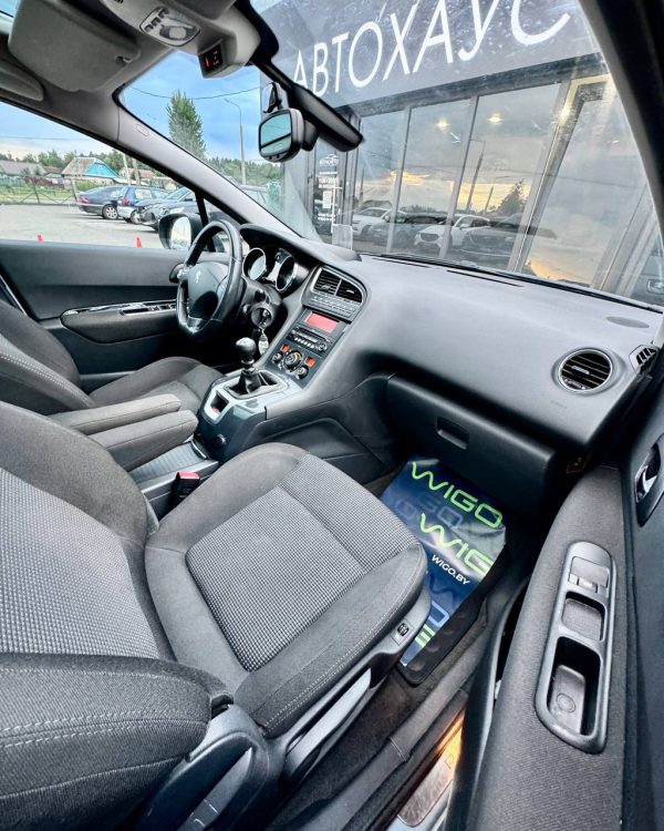 Peugeot 5008 I - Image 13