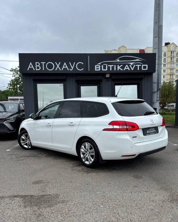 PEUGEOT 308 - Image 4