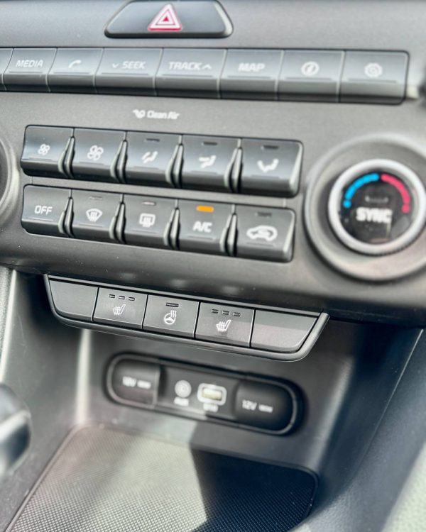 Kia Sportage IV - Image 17