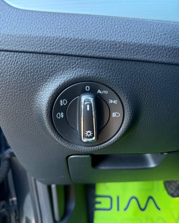 Skoda Superb III - Image 18