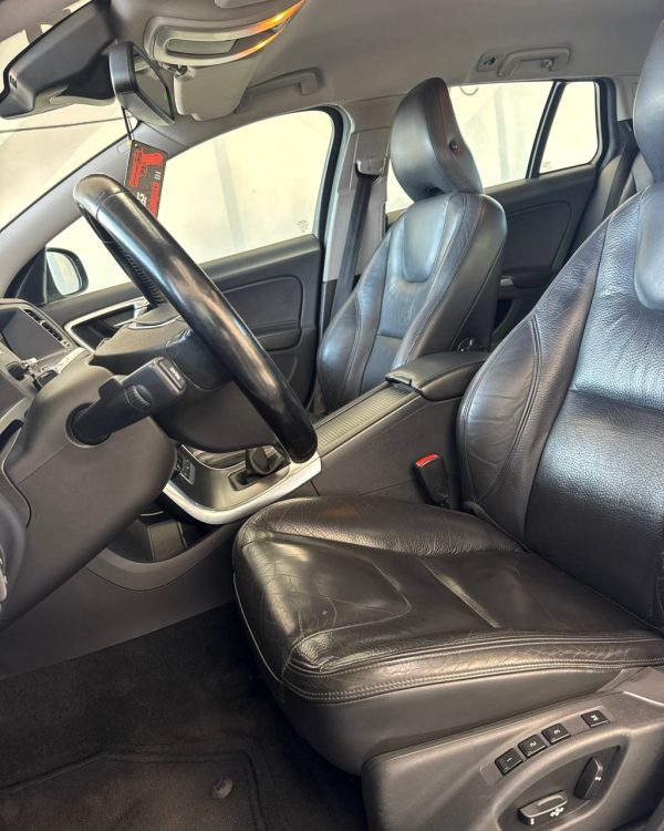 Volvo V60 I - Image 11