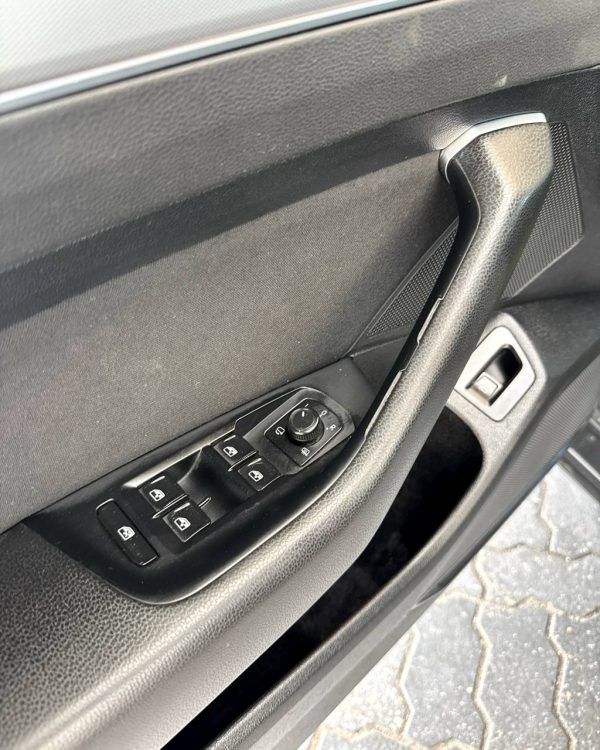 Volkswagen Passat B8 - Image 9