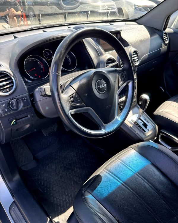 Opel Antara I - Image 11