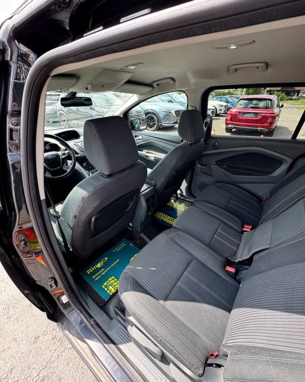 Ford Grand C-Max I - Image 11