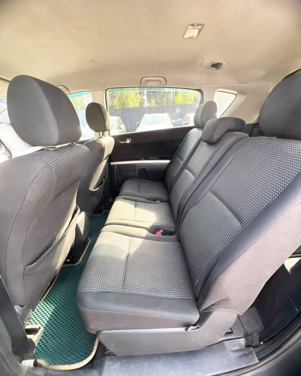 Toyota Corolla Verso II (AR10) - Image 9