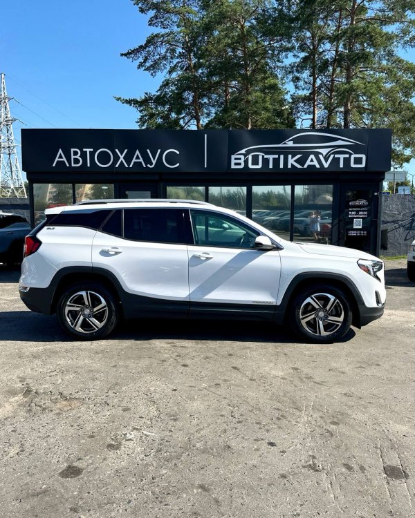 GMC Terrain II - Image 15