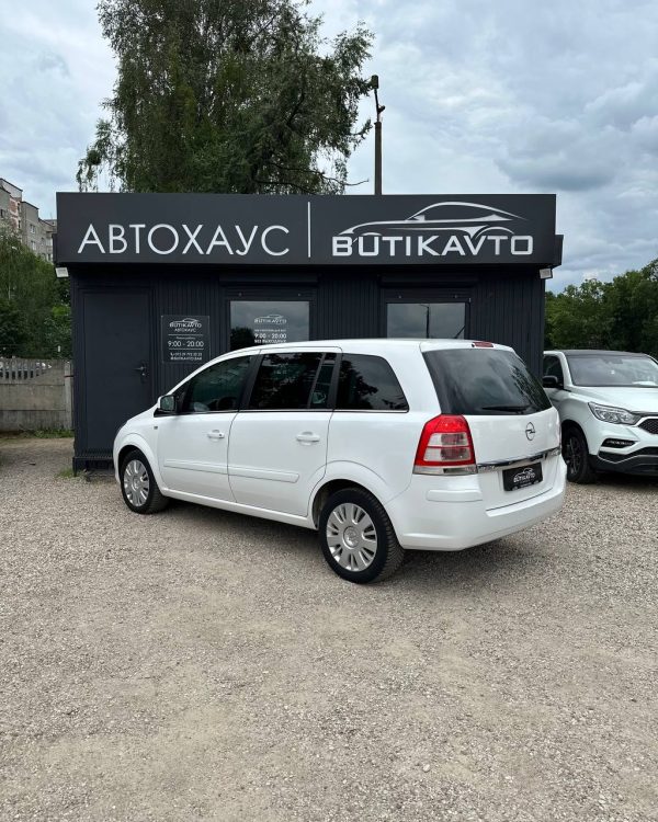 Opel Zafira B · Рестайлинг - Image 6