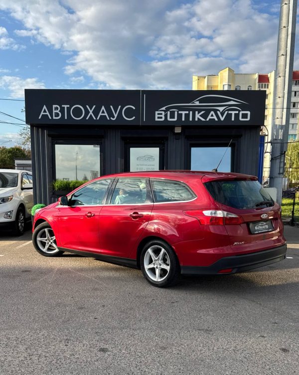 Ford Focus III - Image 4