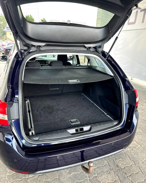 Peugeot 308 T9 - Image 15